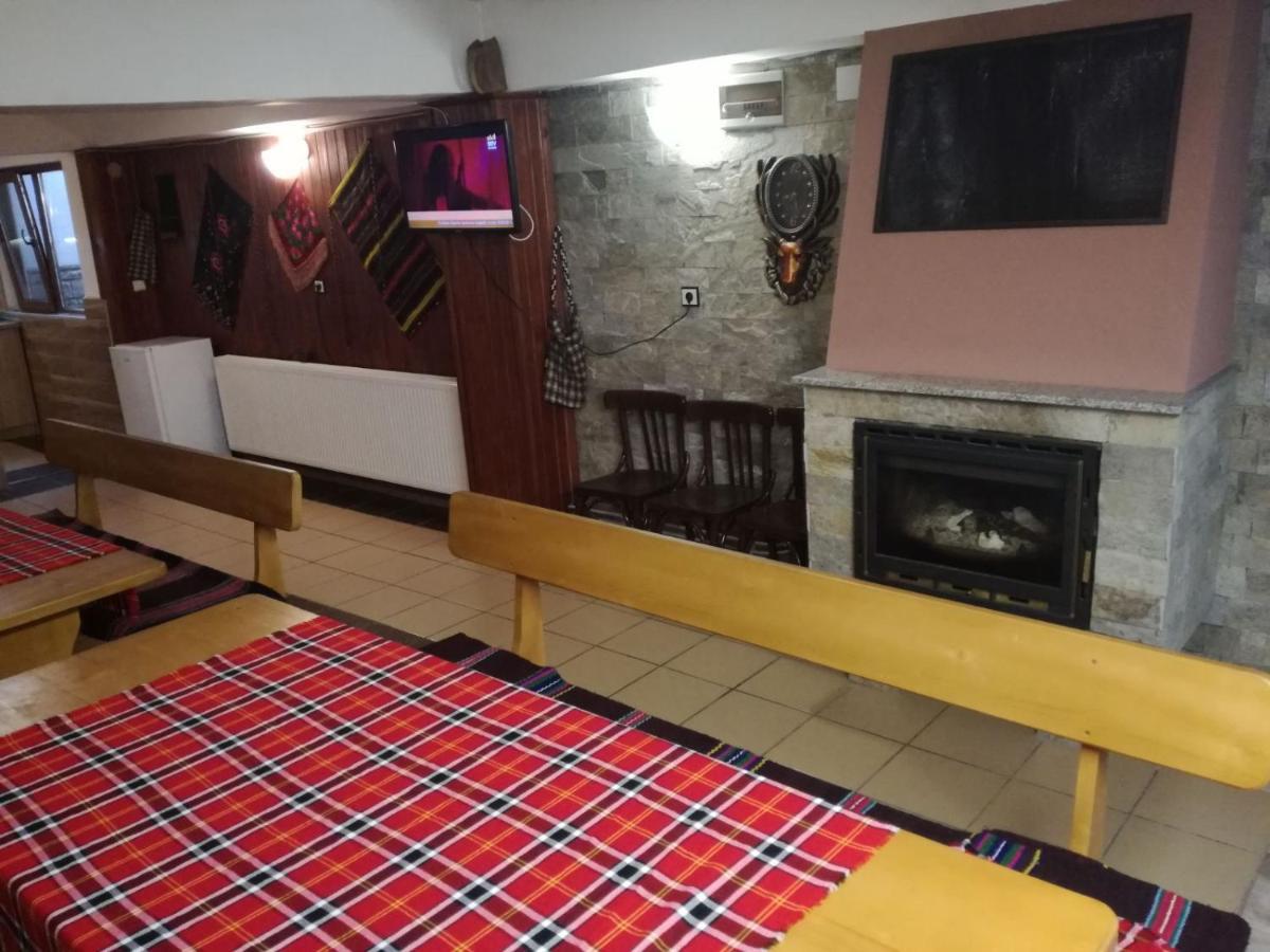 Къща Генчеви Hotel Sarnitsa Eksteriør billede