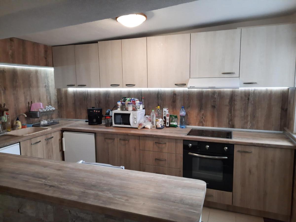 Къща Генчеви Hotel Sarnitsa Eksteriør billede